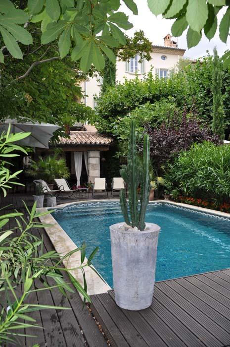 Une Autre Maison Hotel นียงส์ ภายนอก รูปภาพ